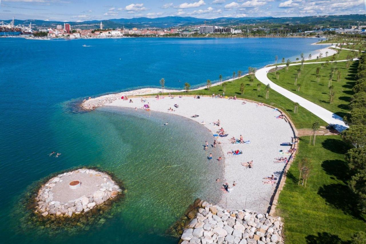 Apartma Ana Capodistria Esterno foto