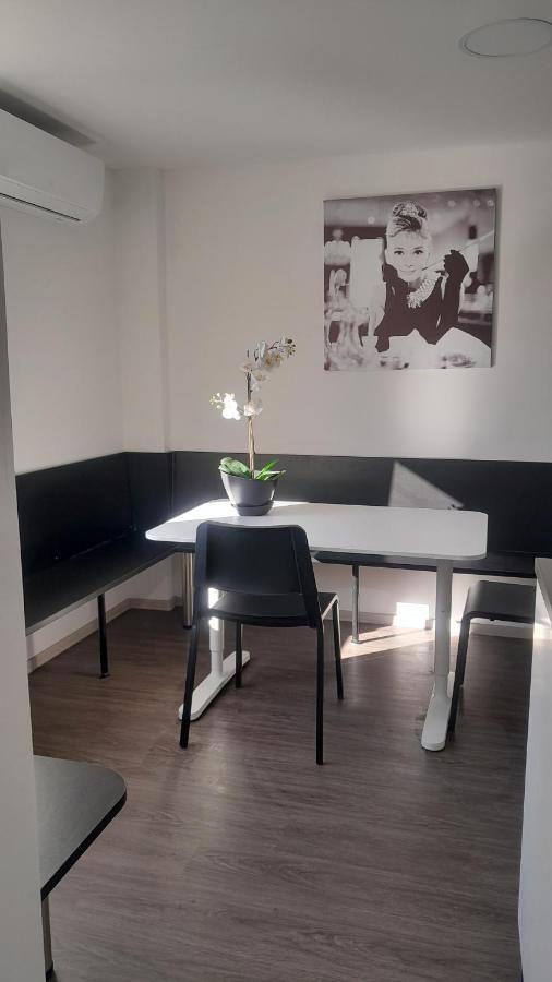 Apartma Ana Capodistria Esterno foto